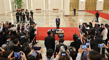 Ministers interviewed after closing meeting of 2nd session of 14th NPC