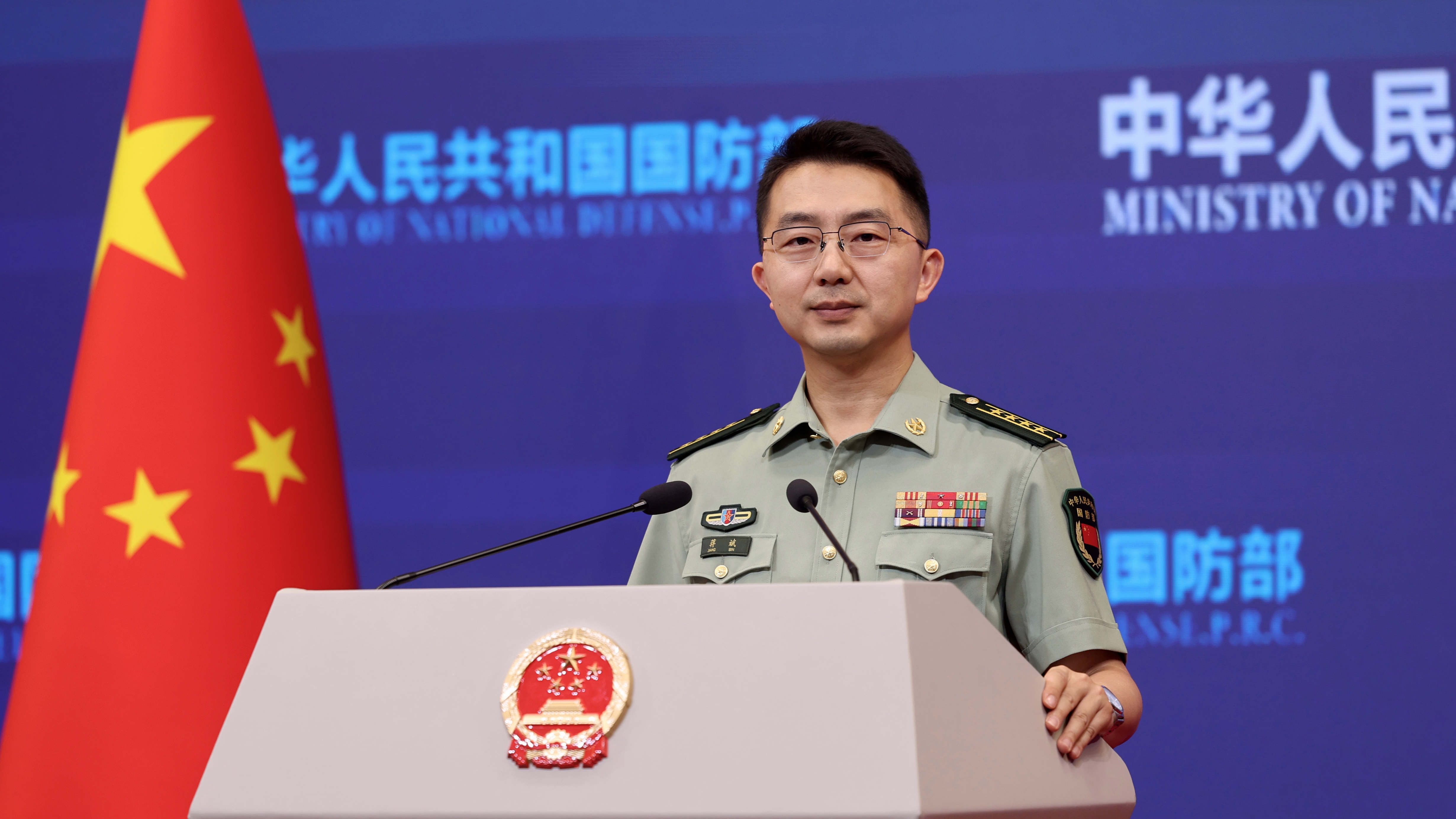 Chinese defense ministry rebukes Britain for hyping up 