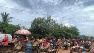 Clashes continue in Thailand-Cambodia border areas, causing casualties on both sides