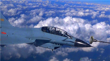 Aerial refueling in flight training