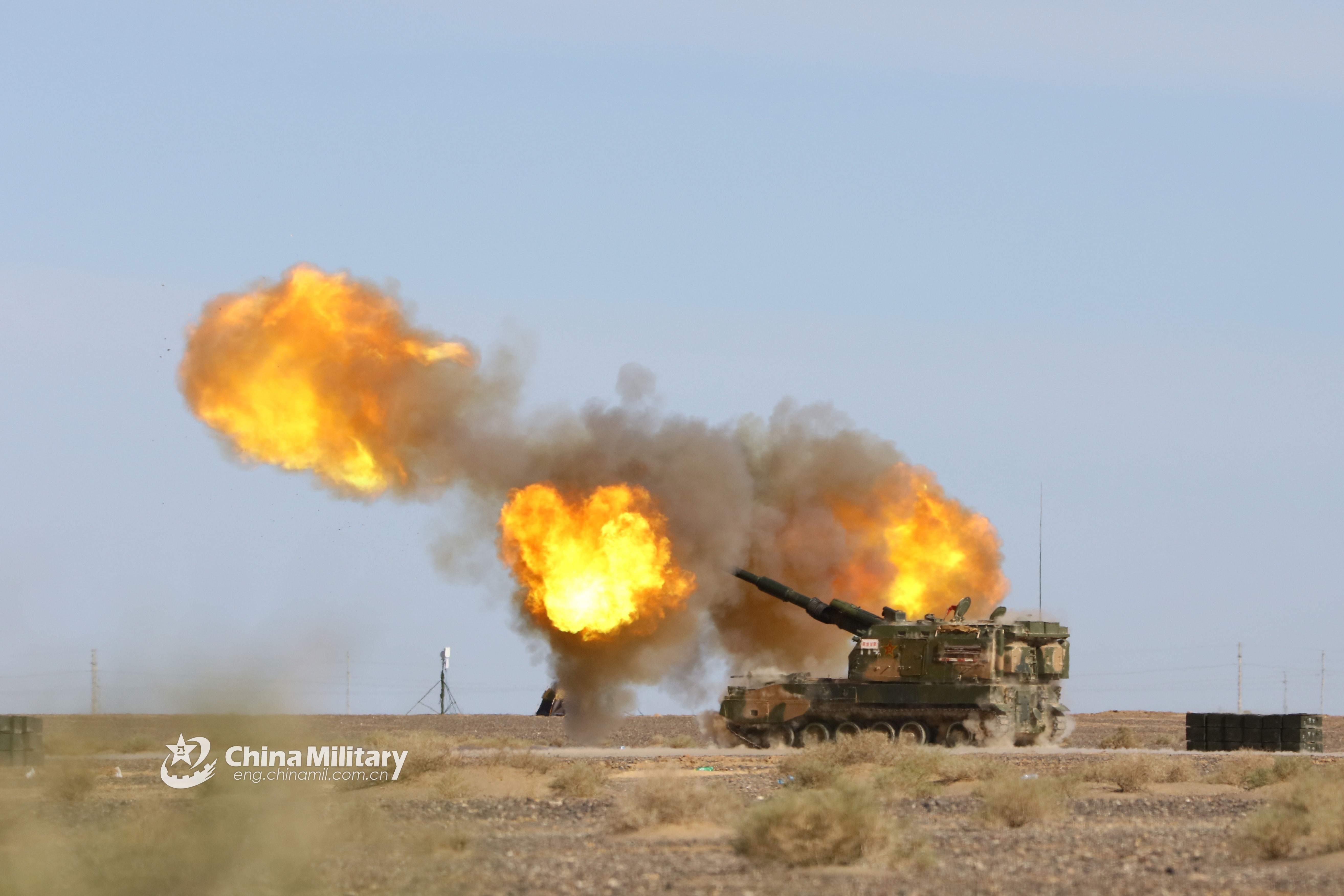 Plz 05 155mm Howitzer Systems Spit Fires China Military