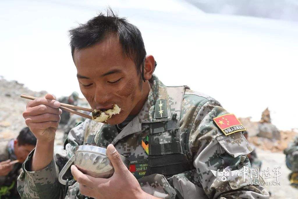 pla-daily-eating-is-a-time-battle-china-military