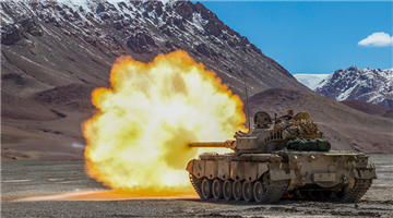 MBT fires main gun in live-fire operation