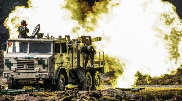 Truck-mounted howitzer spits fire in assessment