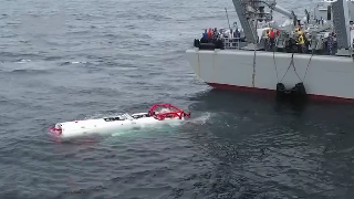 Deep submergence rescue vehicle participates in rescue drill