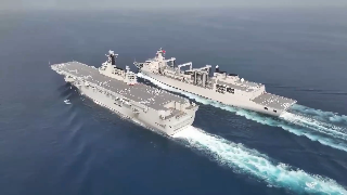 Amphibious assault ship Guangxi carries out maritime training