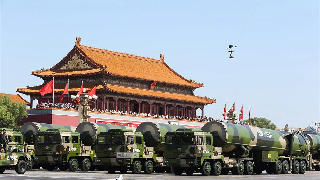 Splendid moments of military parade in 2015